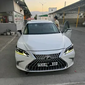 Lexus ES 350 2019