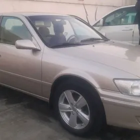 Toyota Camry 2001