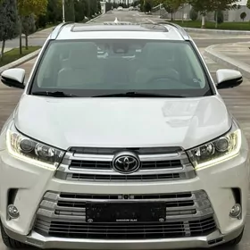 Toyota Highlander 2018