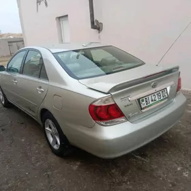 Toyota Camry 2004