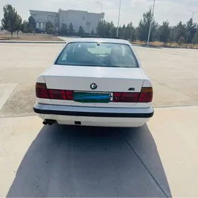 BMW 525 1989