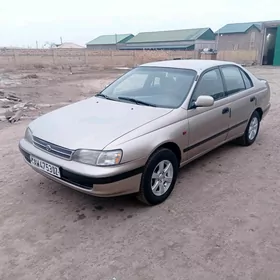 Toyota Carina 1995