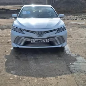 Toyota Camry 2020