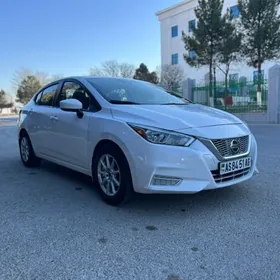 Nissan Versa 2020