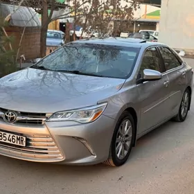 Toyota Camry 2017