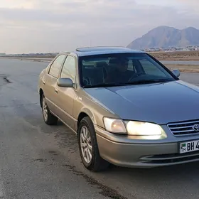 Toyota Camry 1997