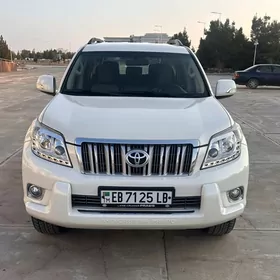 Toyota Land Cruiser Prado 2012