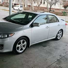 Toyota Corolla 2012