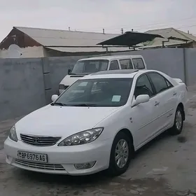 Toyota Camry 2005