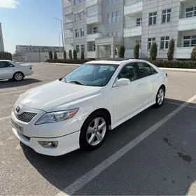 Toyota Camry 2011