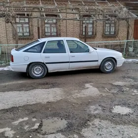 Opel Vectra 1990