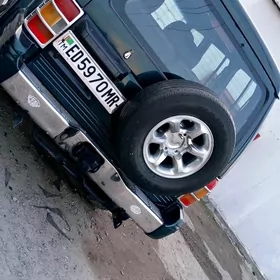 Mitsubishi Pajero 1996