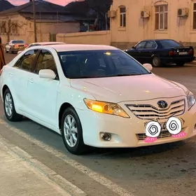 Toyota Camry 2011