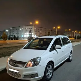 Opel Zafira 2014