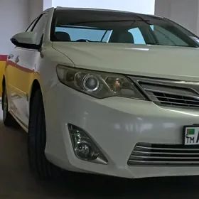 Toyota Camry 2013