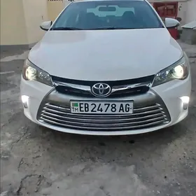 Toyota Camry 2016