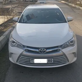 Toyota Camry 2016