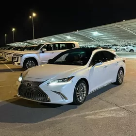 Lexus ES 350 2021