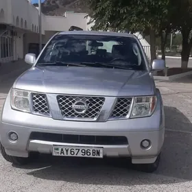 Nissan Pathfinder 2005