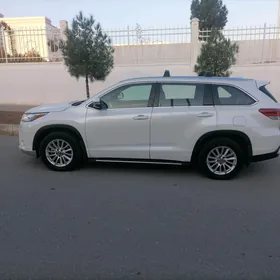 Toyota Highlander 2018