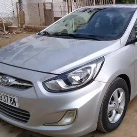 Hyundai Accent 2014