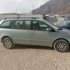 Toyota Sienna 2009