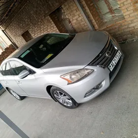 Nissan Sentra 2013