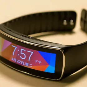 Samsung galaxy gear fit watch