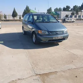 Toyota Sienna 2001