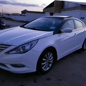 Hyundai Sonata 2011