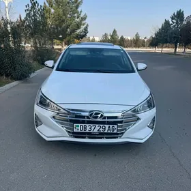 Hyundai Elantra 2020