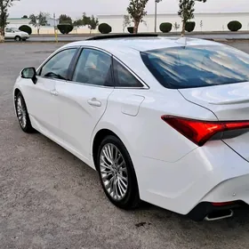 Toyota Avalon 2020