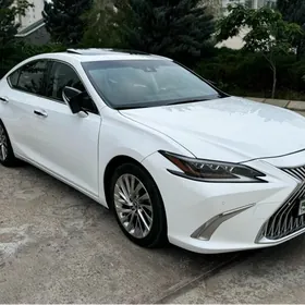 Lexus ES 350 2019