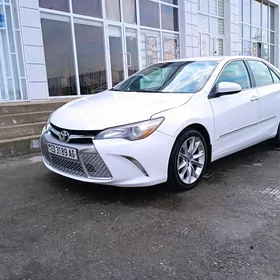 Toyota Camry 2016