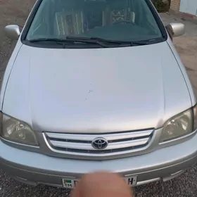 Toyota Sienna 2001