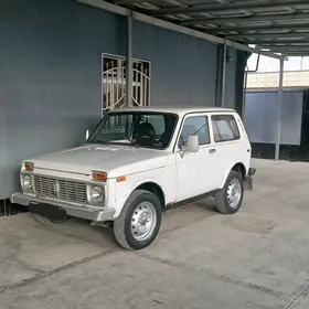 Lada Niva 2005