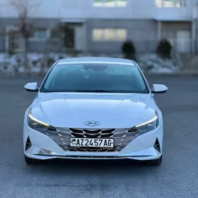 Hyundai Elantra 2021