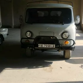 UAZ 2206 2005