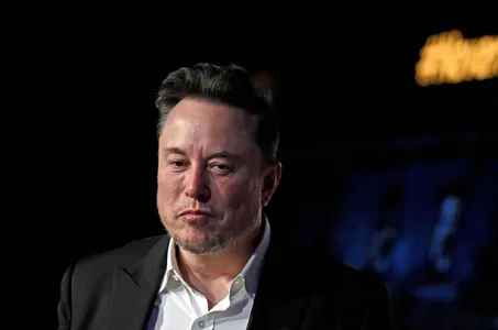 Маск предложил выкупить OpenAI за $97,4 млрд, Альтман предложил за X $9,74 млрд
