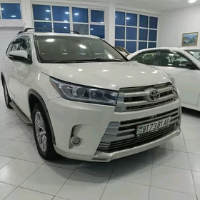 Toyota Highlander 2016