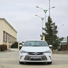 Toyota Camry 2015