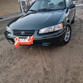 Toyota Camry 1999