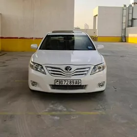 Toyota Camry 2010