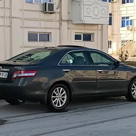 Toyota Camry 2011