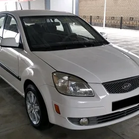 Kia Rio5 2006