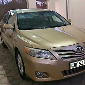 Toyota Camry 2011