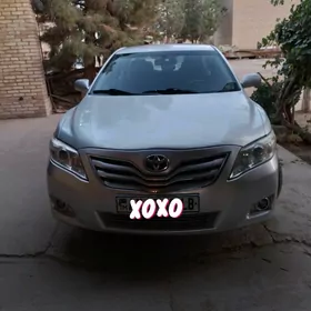 Toyota Camry 2011