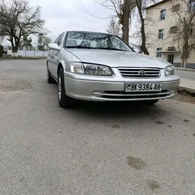 Toyota Camry 2000