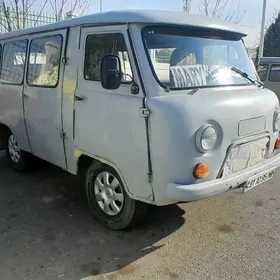 UAZ 469 1986