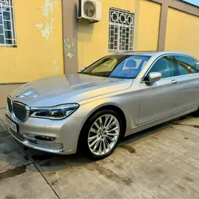 BMW 740 2017